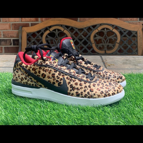 nike vapor leopard